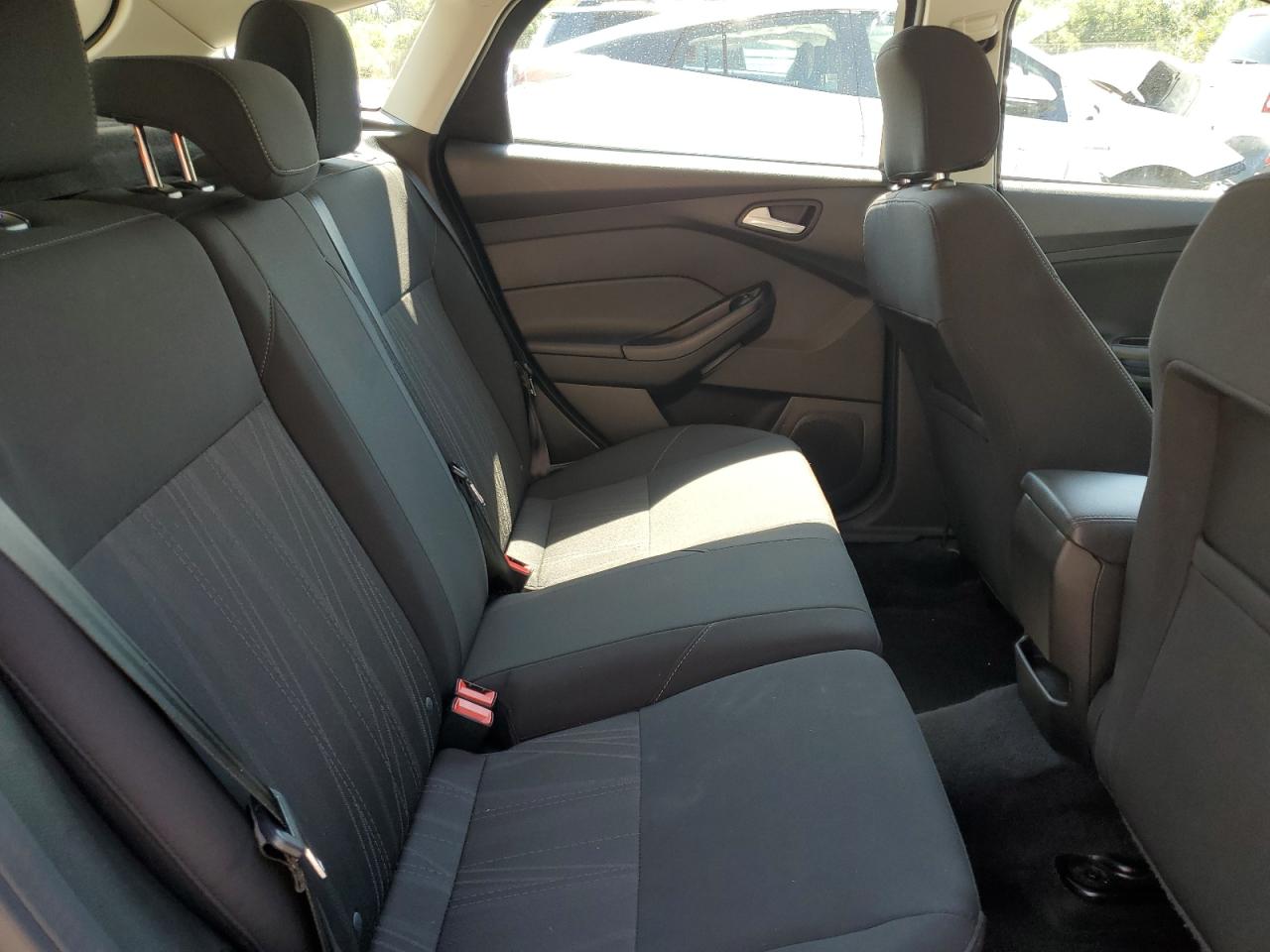 2017 Ford Focus - Image 10