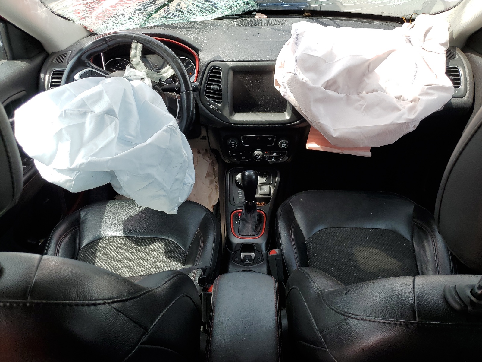 3C4NJDDB7LT189324 2020 Jeep Compass Trailhawk