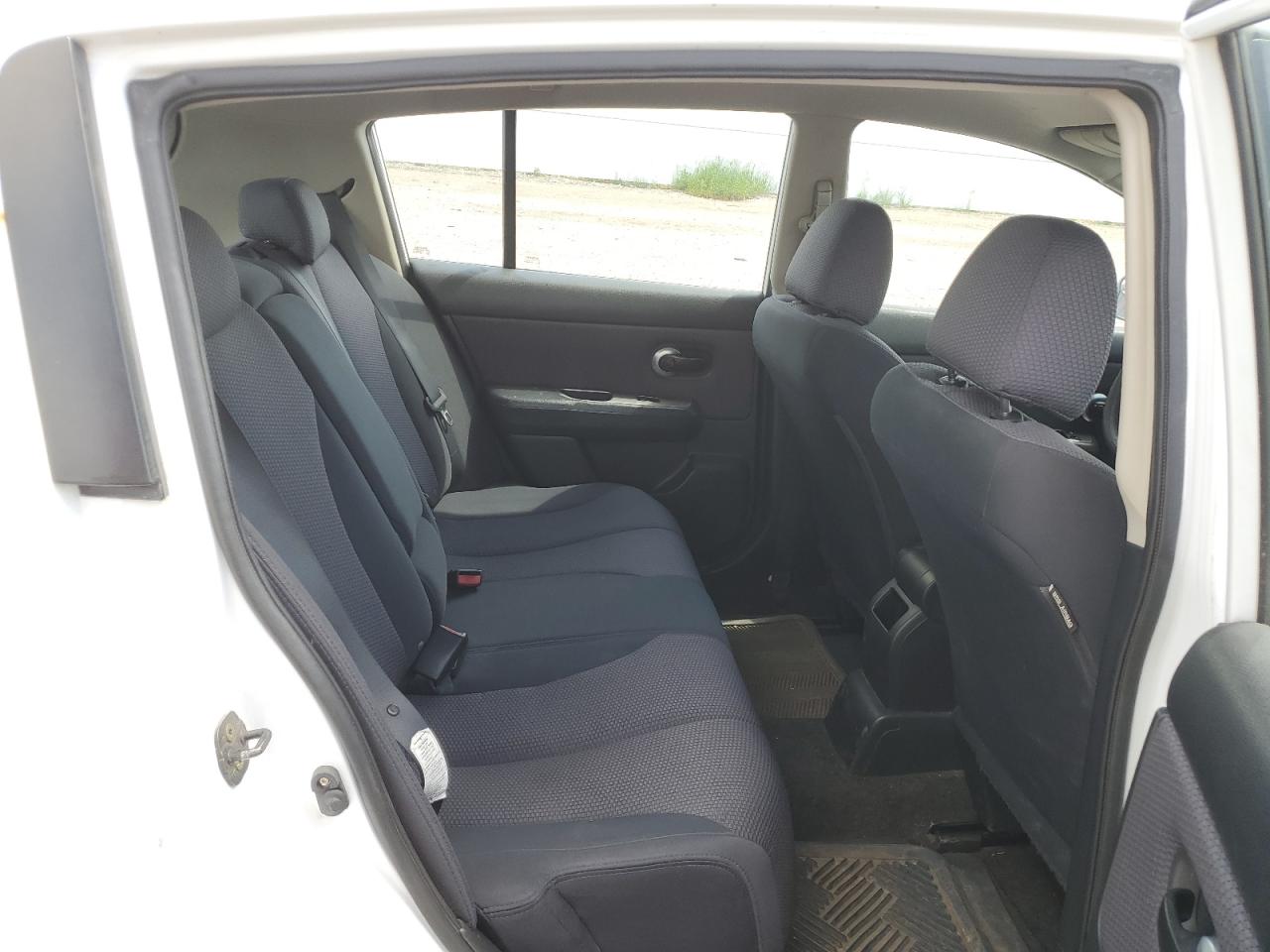 2007 Nissan Versa S VIN: 3N1BC13E27L408318 Lot: 61388274