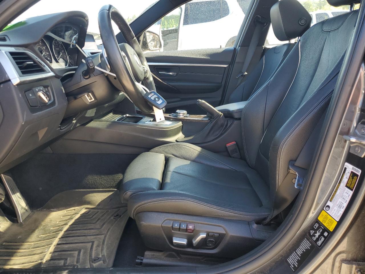 2017 BMW 330 Xi VIN: WBA8K3C58HK678675 Lot: 59405254