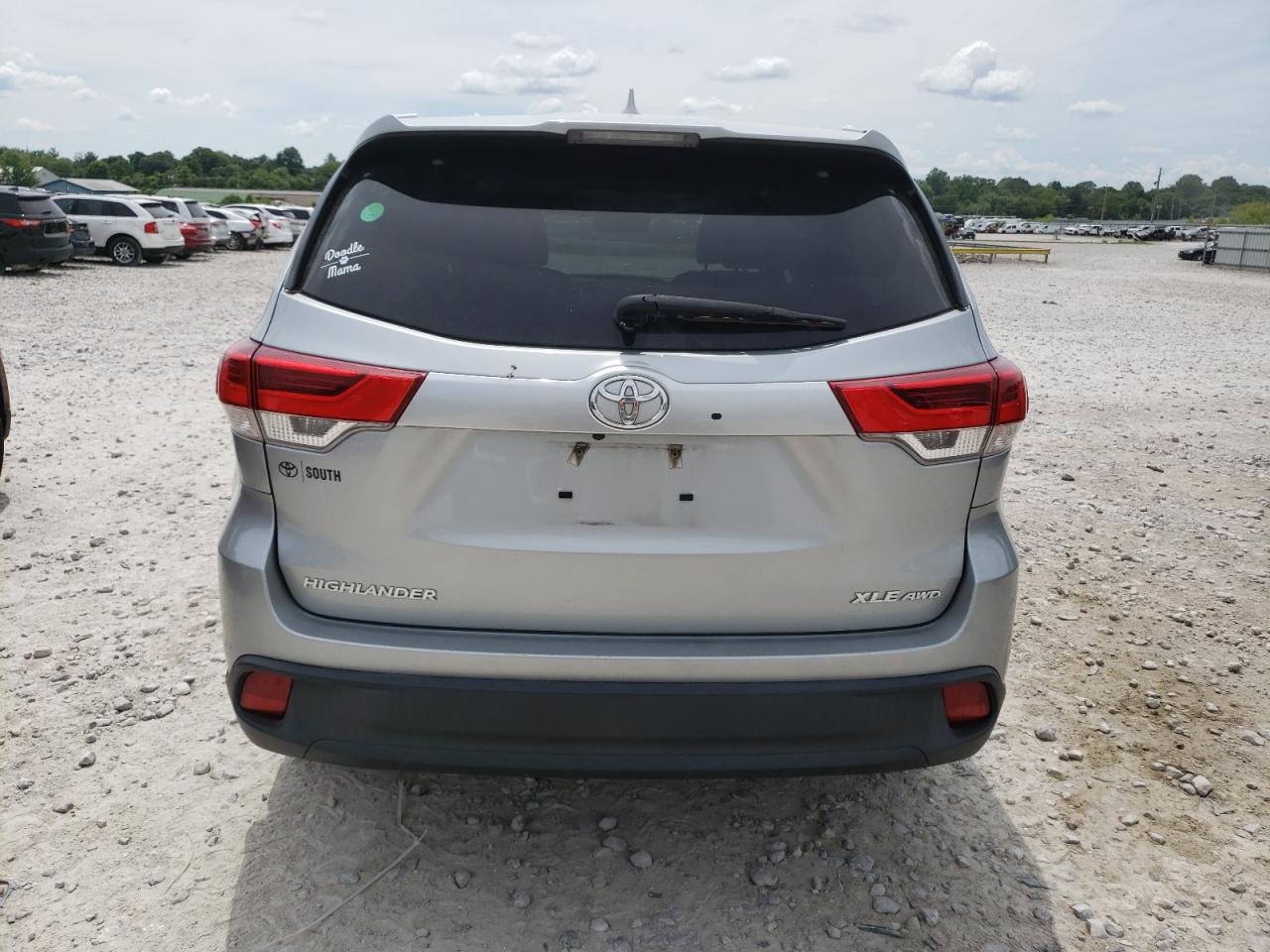 2018 Toyota Highlander Se VIN: 5TDJZRFH6JS556940 Lot: 56667954