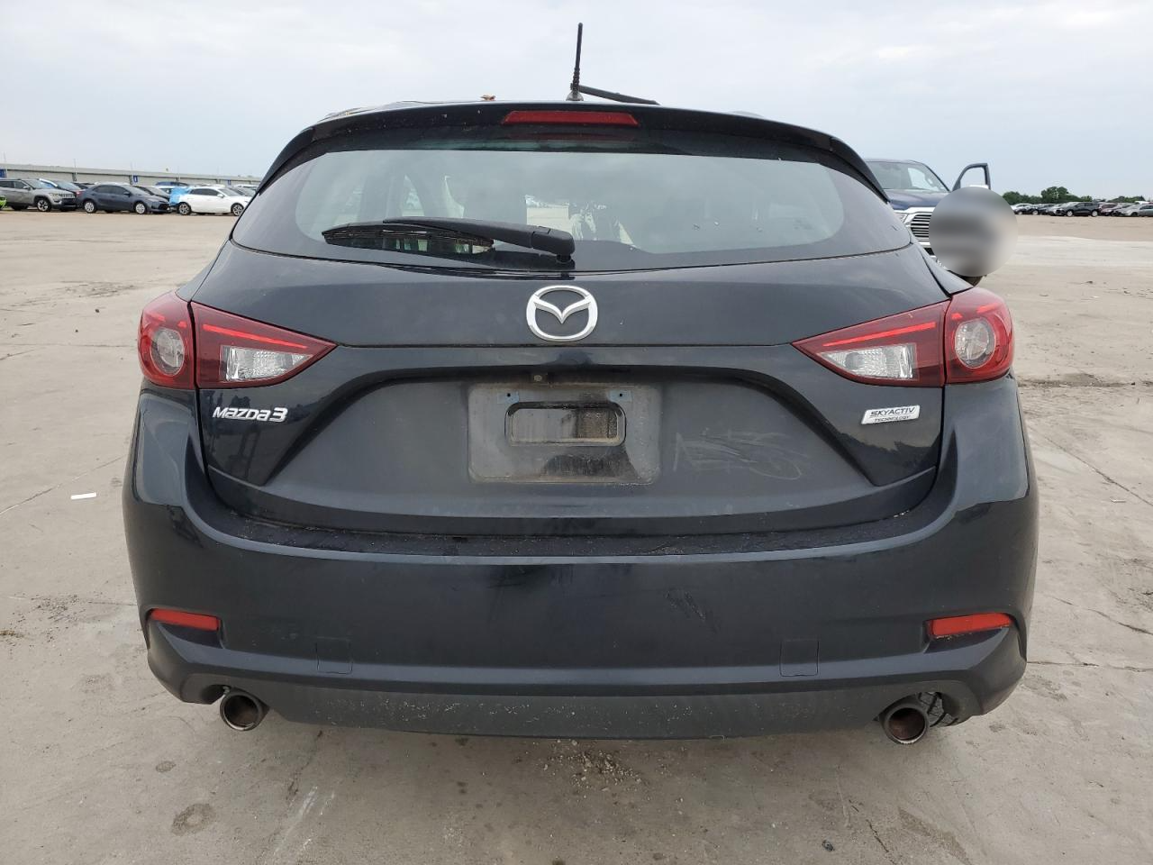 3MZBN1L30JM208901 2018 Mazda 3 Touring