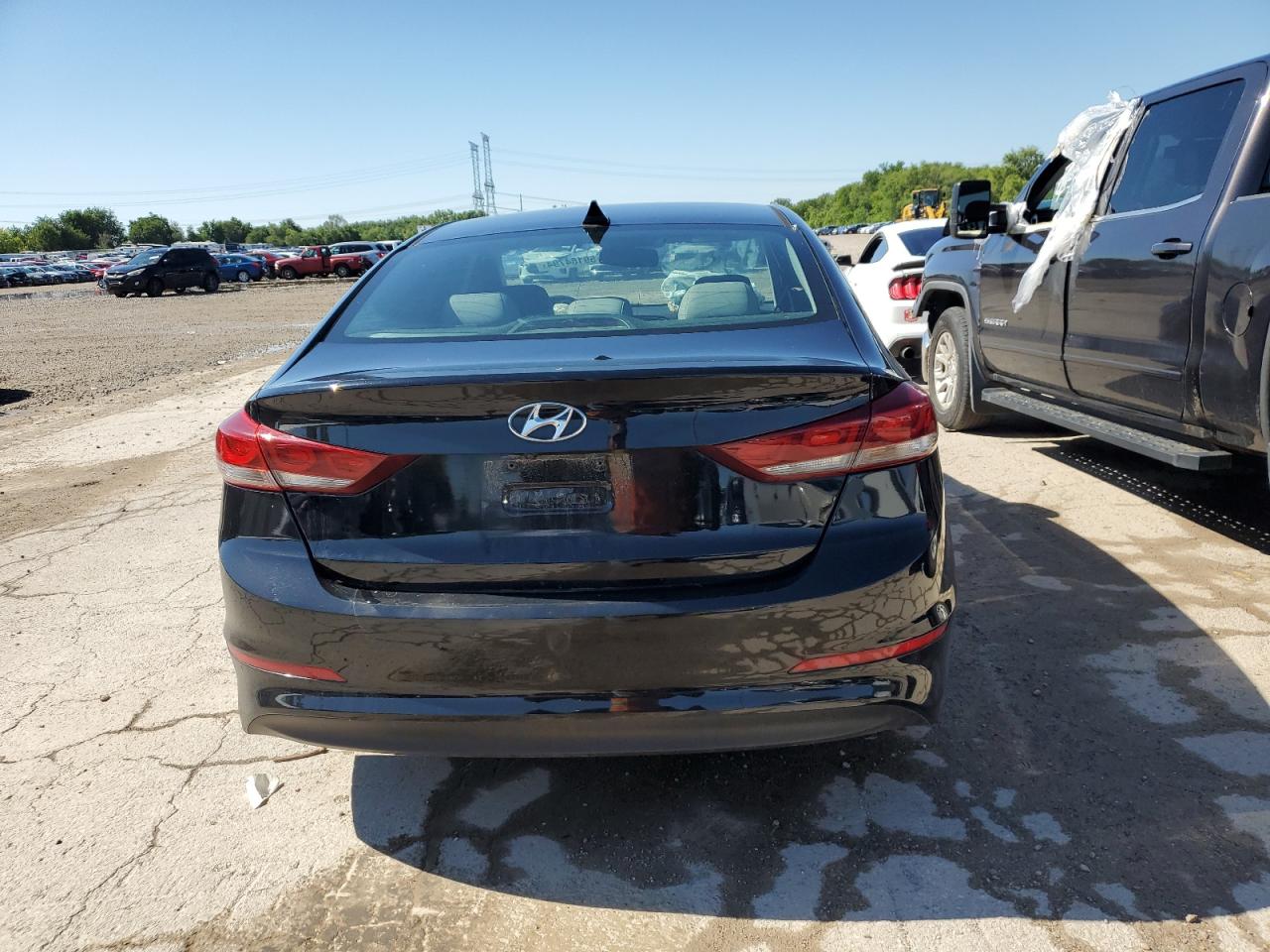 5NPD84LF4HH011714 2017 Hyundai Elantra Se