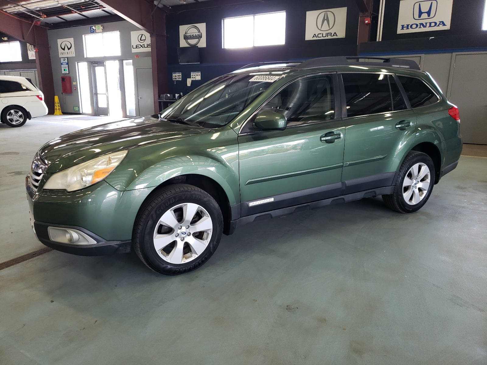 2012 Subaru Outback 2.5I Limited vin: 4S4BRCKC4C3233126