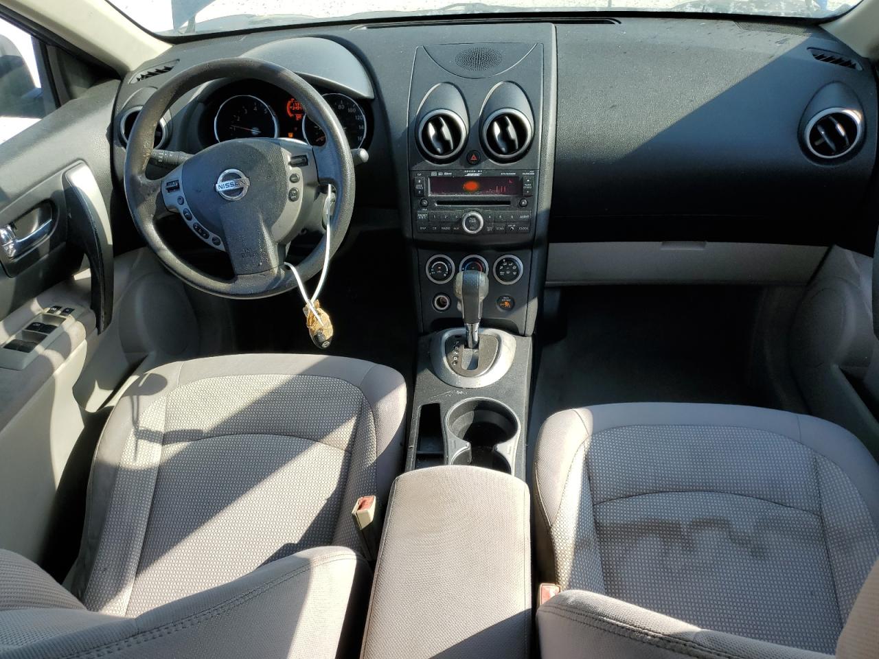 2010 Nissan Rogue S VIN: JN8AS5MT7AW001438 Lot: 57696904