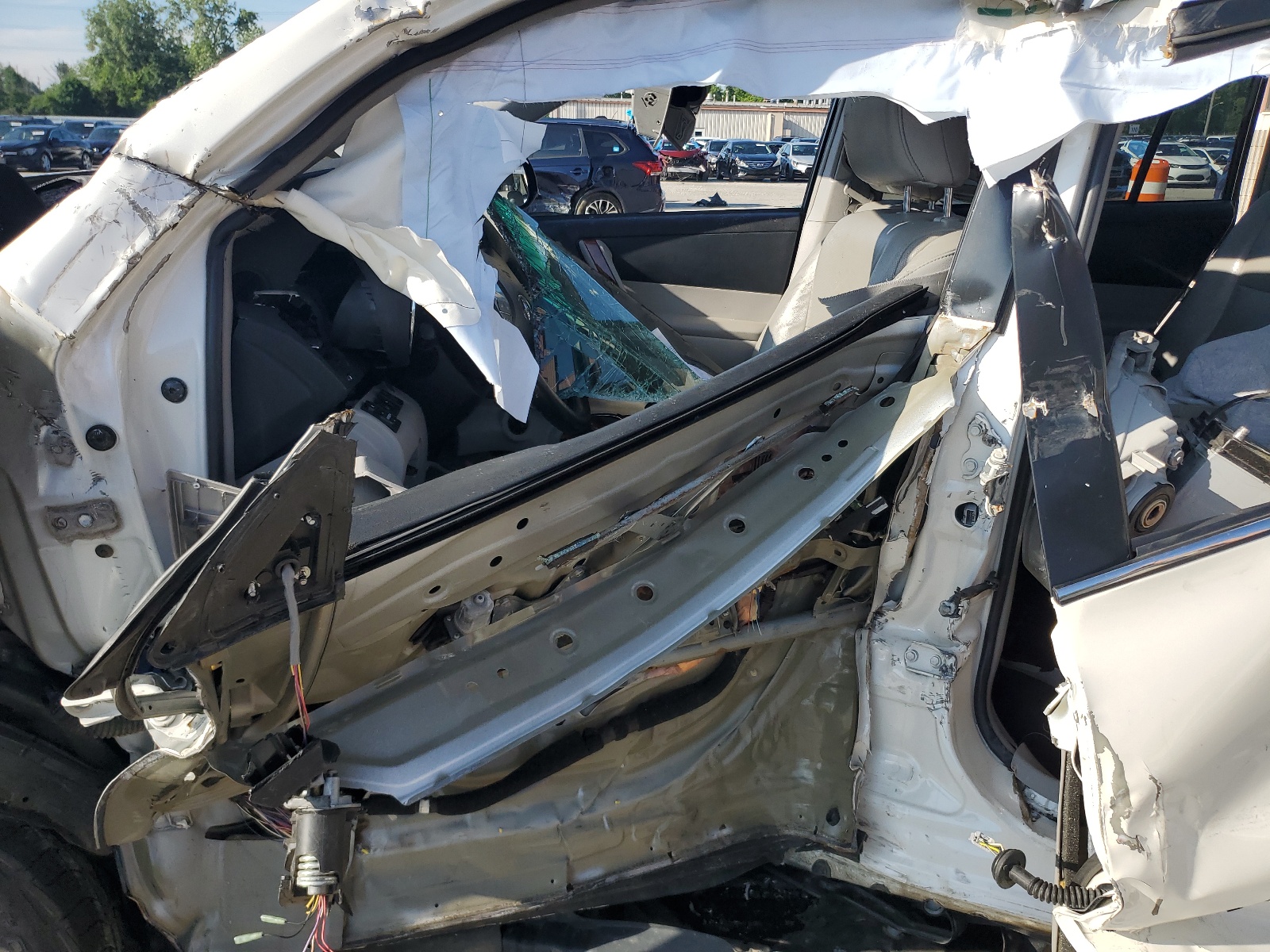 5TDDK3EH8CS143744 2012 Toyota Highlander Limited