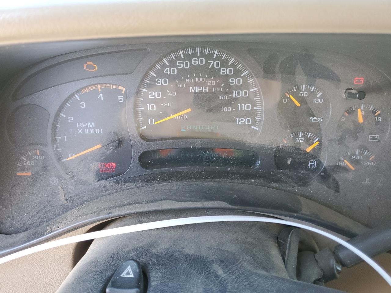 2004 Chevrolet Silverado - Image 9