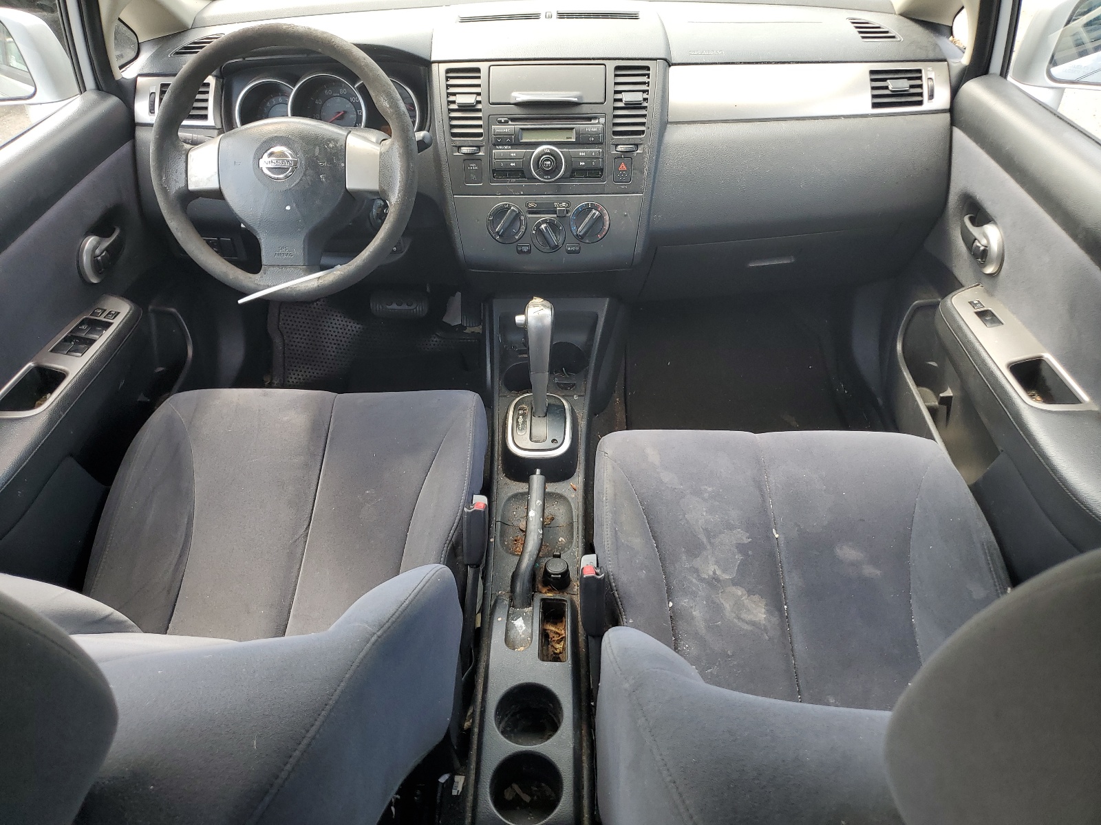 3N1BC13E37L412832 2007 Nissan Versa S