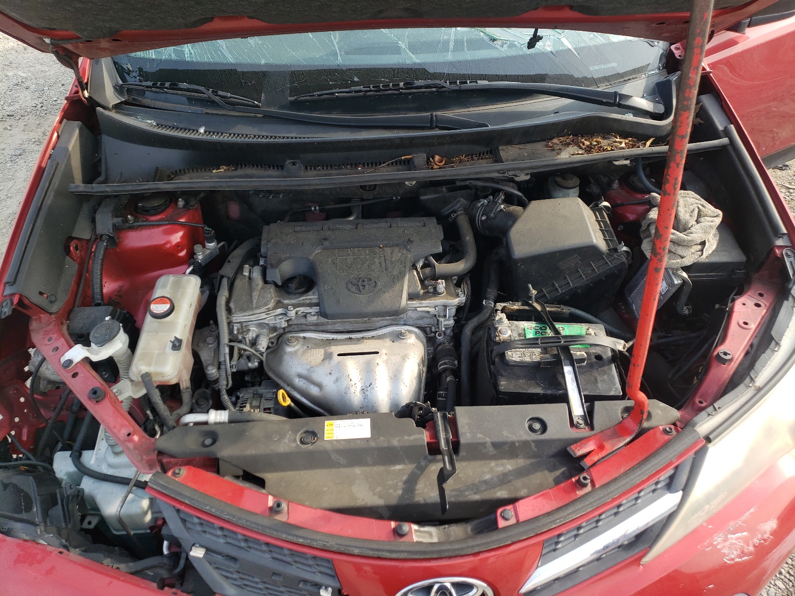 JTMBFREV8FJ047912 2015 Toyota Rav4 Le