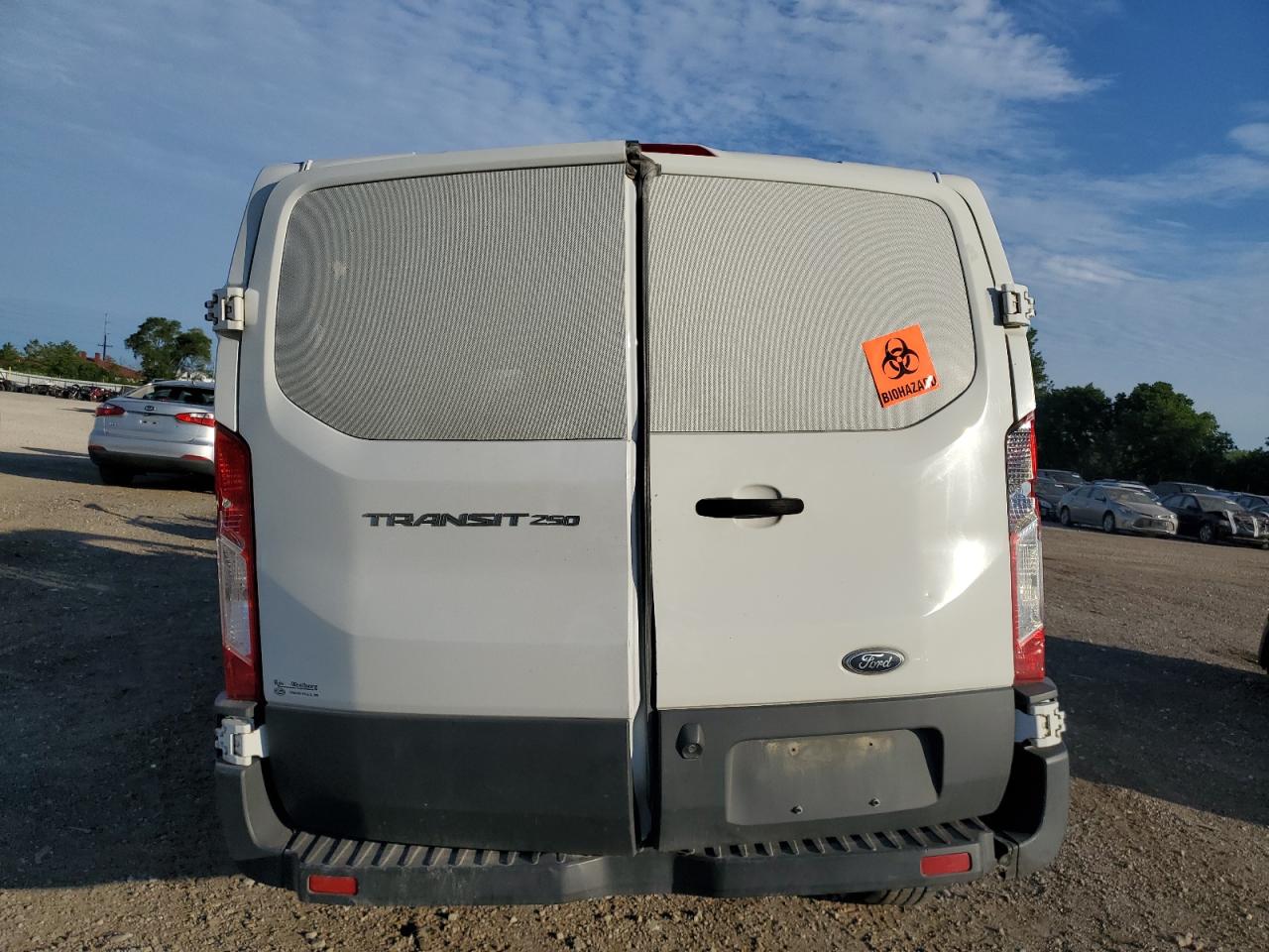 1FTYR1ZM0GKA90723 2016 Ford Transit T-250