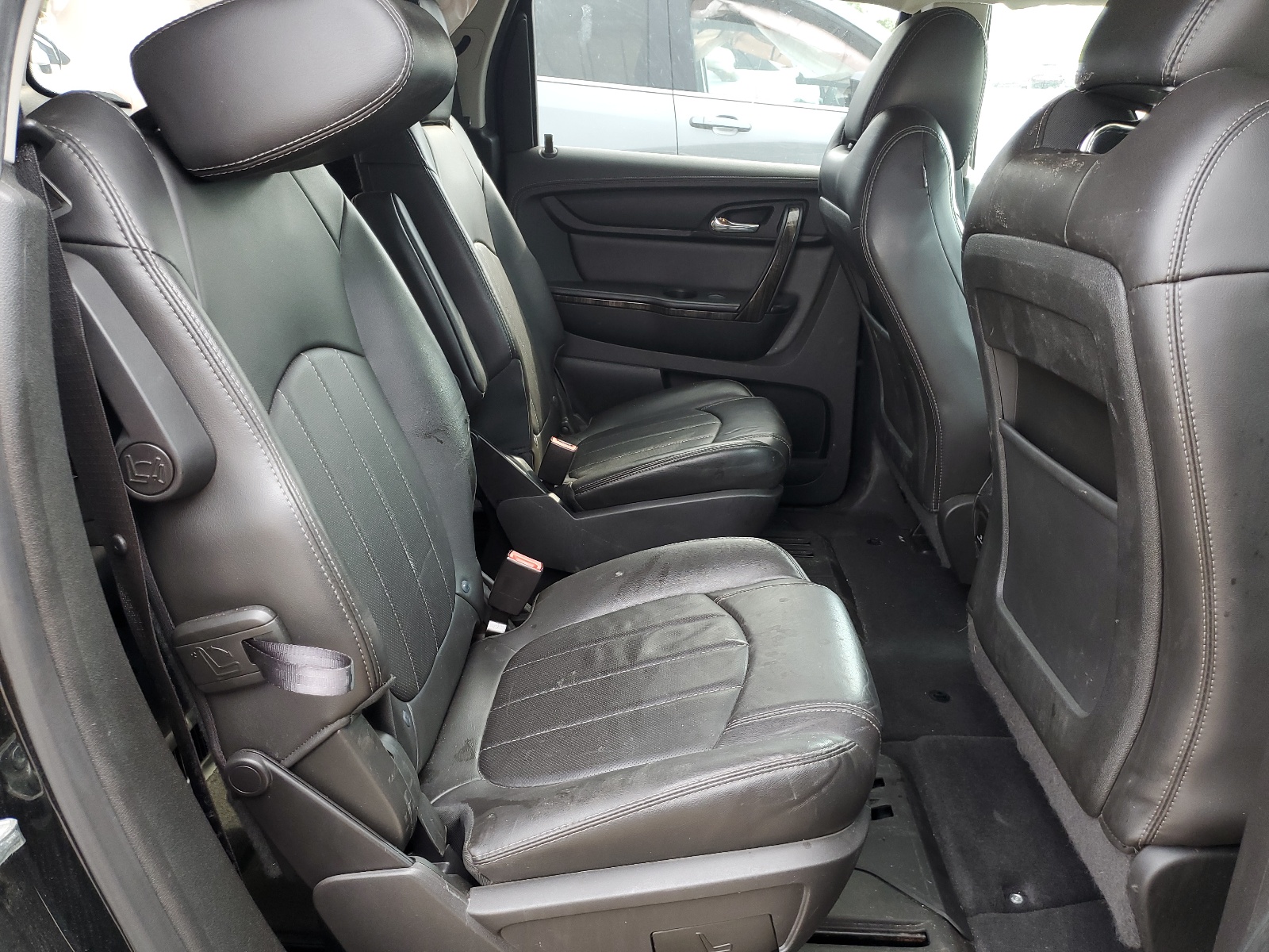 1GKKVSKD6HJ200879 2017 GMC Acadia Limited Slt-2