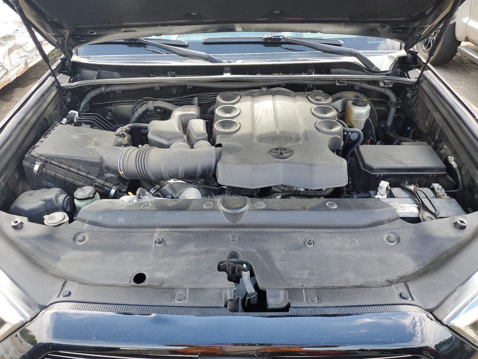 JTEZU5JR8G5139601 2016 Toyota 4Runner Sr5