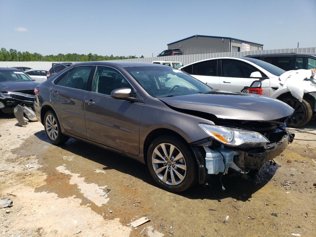 VIN 4T1BF1FK9HU791490 2017 TOYOTA CAMRY no.4