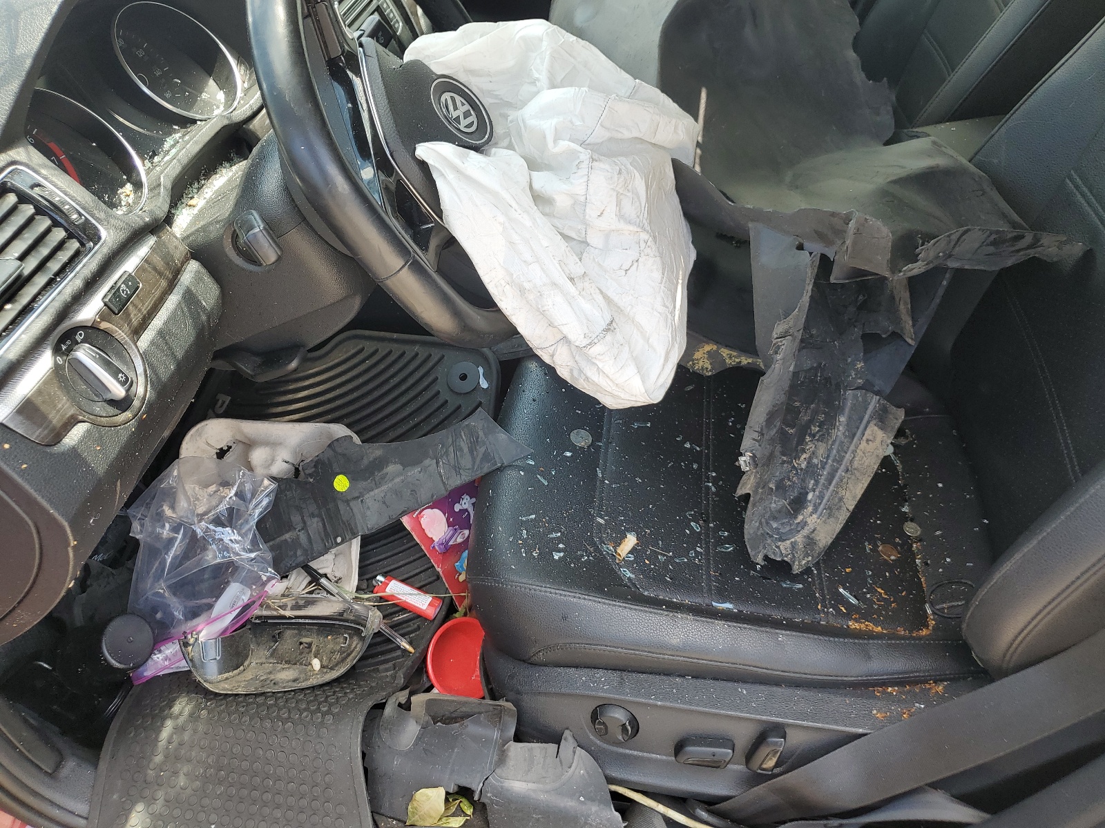 1VWBT7A32HC055185 2017 Volkswagen Passat Se