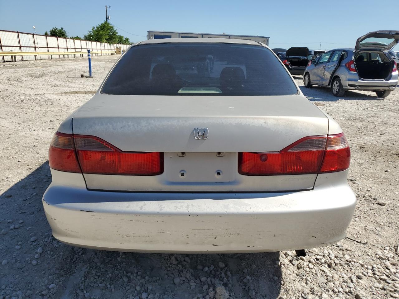 1999 Honda Accord Lx VIN: 1HGCG6657XA164124 Lot: 57582664