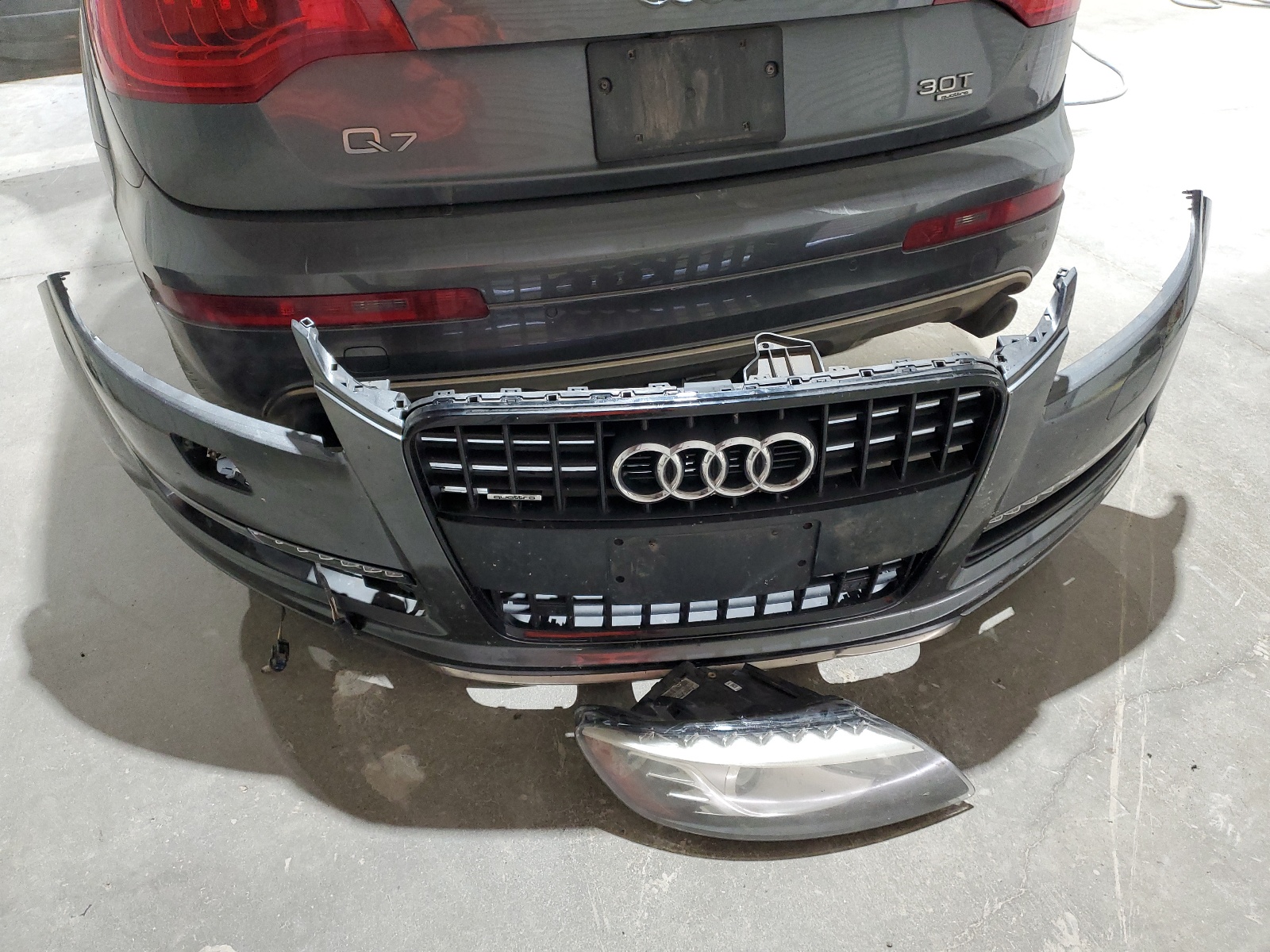 WA1CGAFE0ED013195 2014 Audi Q7 Premium