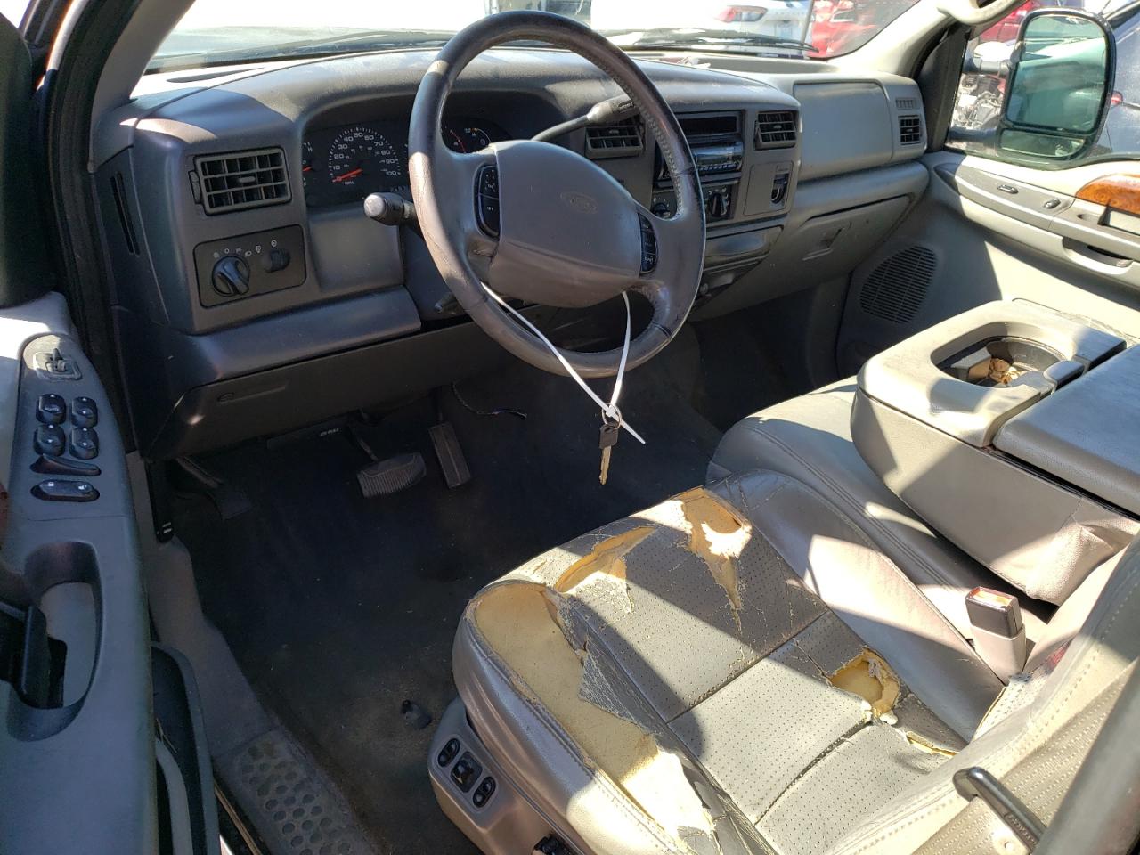 2002 Ford F250 - Image 8