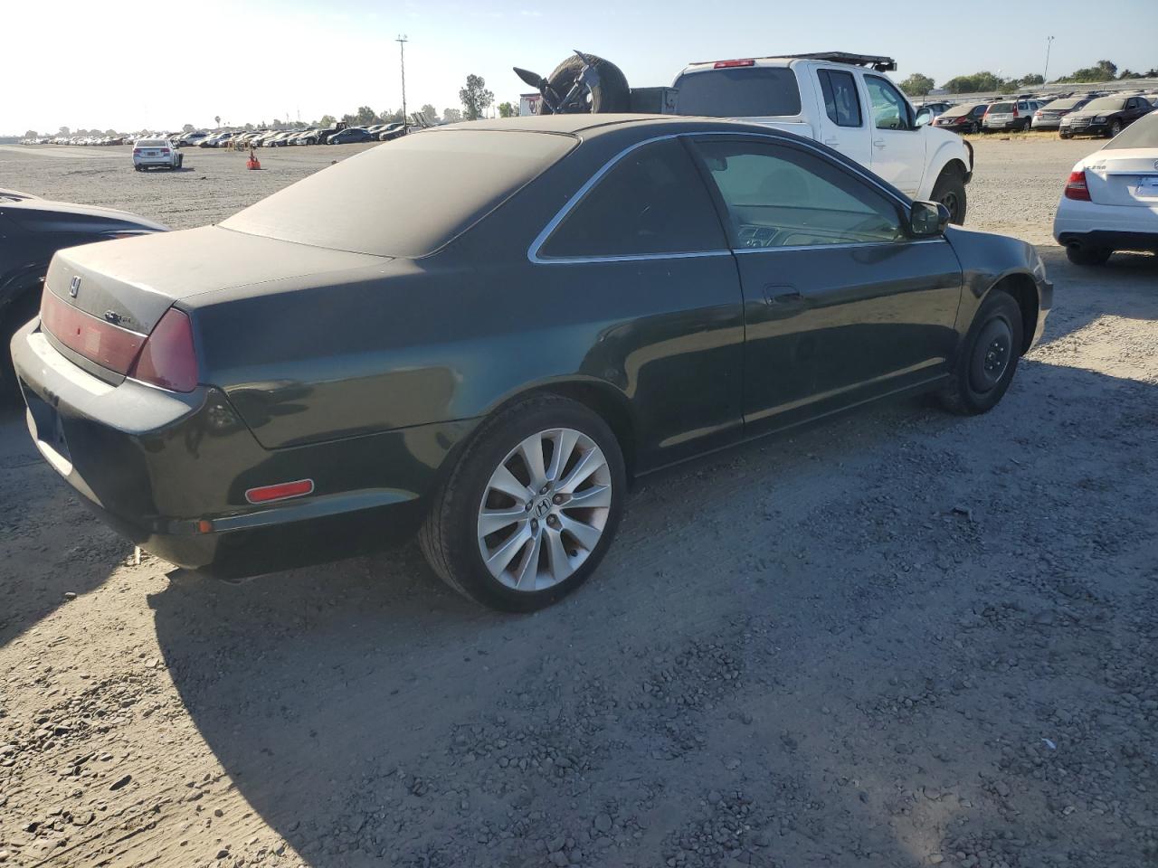 HONDA ACCORD 2000 VIN 1HGCG2252YA025793 фото 3