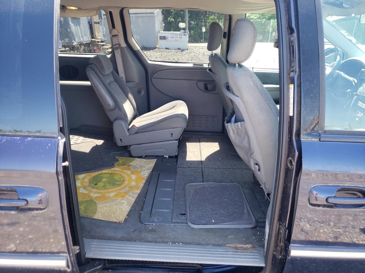 2005 Chrysler Town & Country Touring VIN: 2C4GP54L85R325178 Lot: 61269374