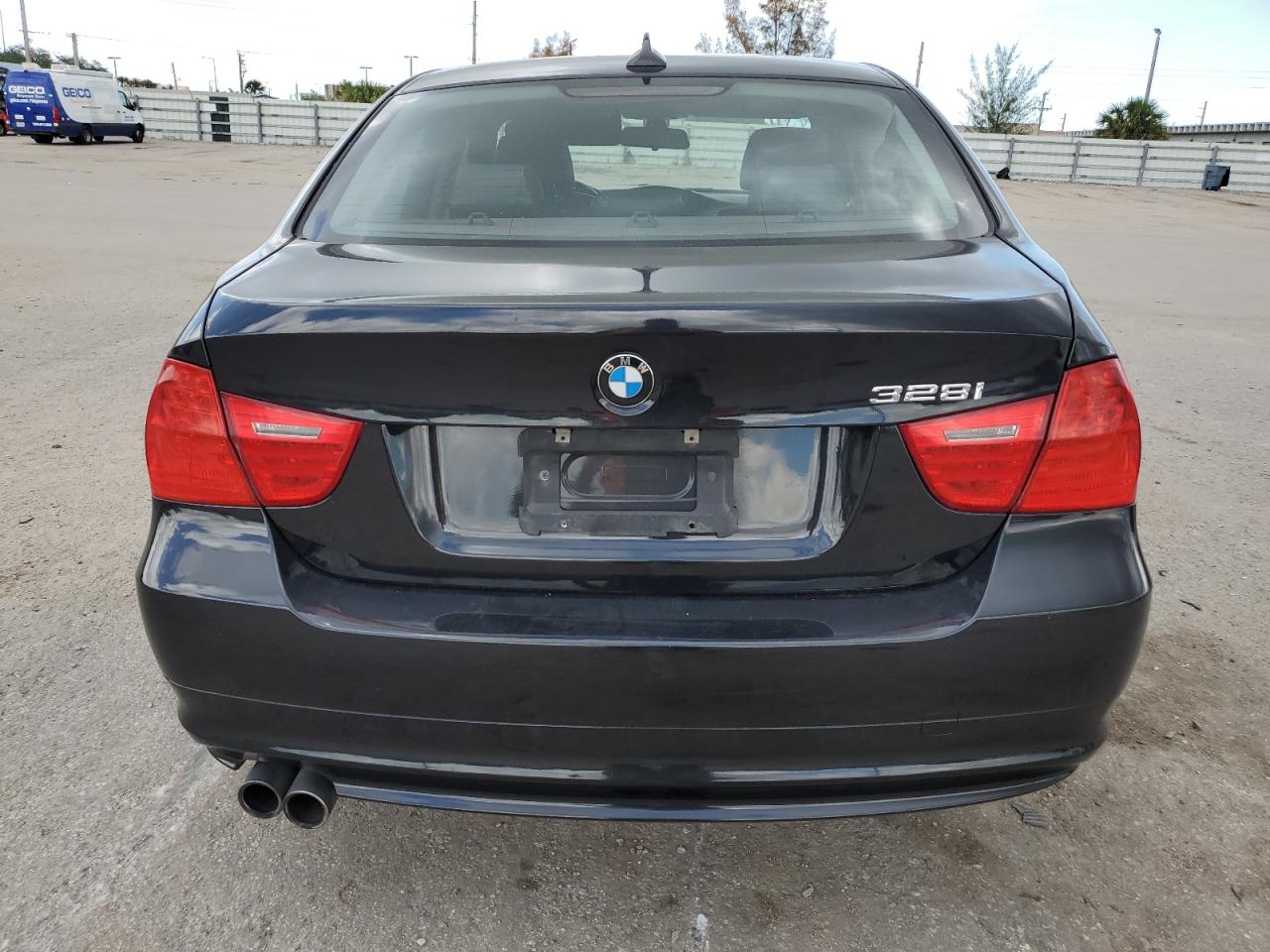 2009 BMW 328 I VIN: WBAPH77549NM30743 Lot: 60625494