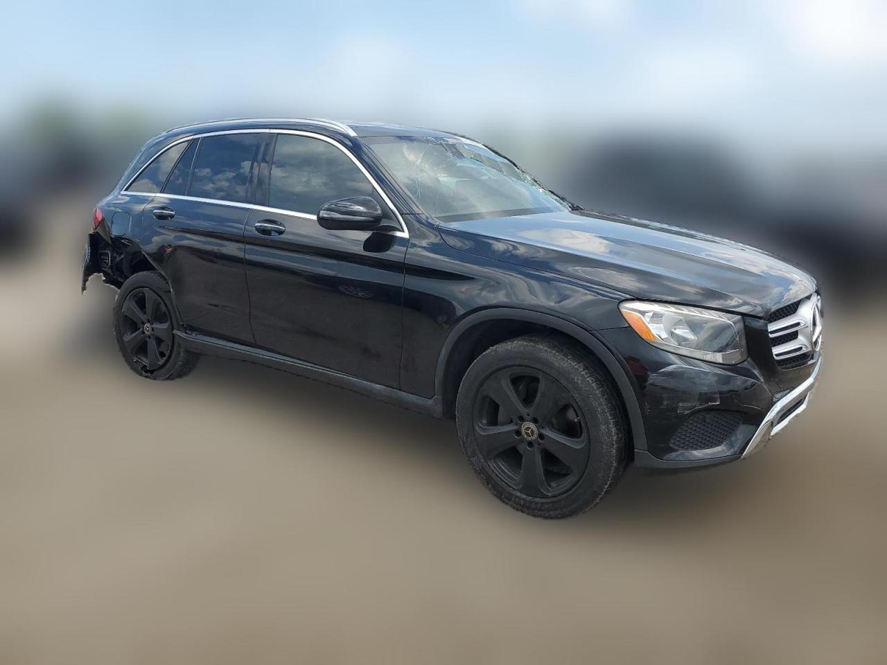 2017 Mercedes-Benz Glc 300 VIN: WDC0G4JB9HF115735 Lot: 57009394