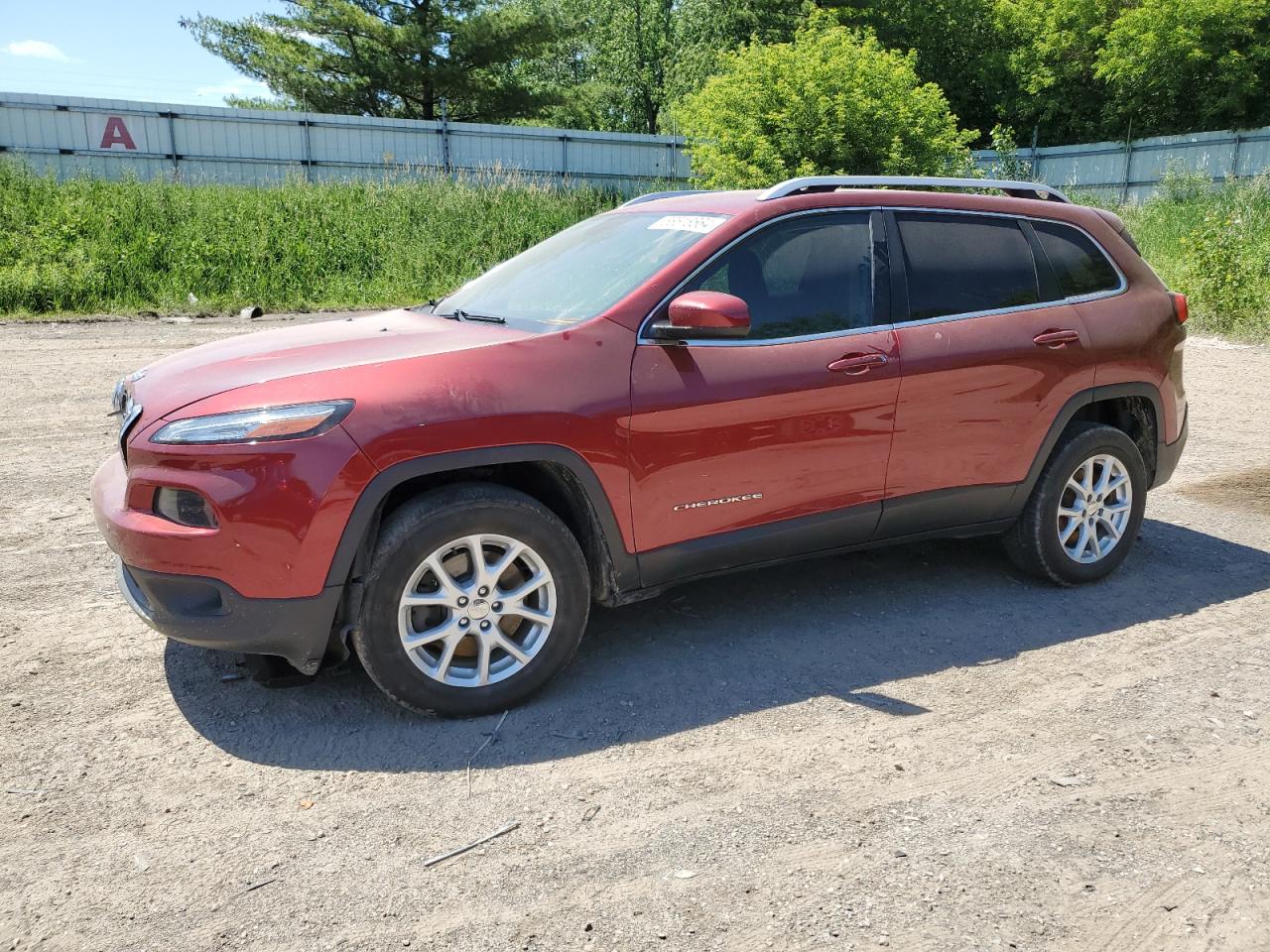 2015 Jeep Cherokee Latitude zu verkaufen in Davison, MI - Front End