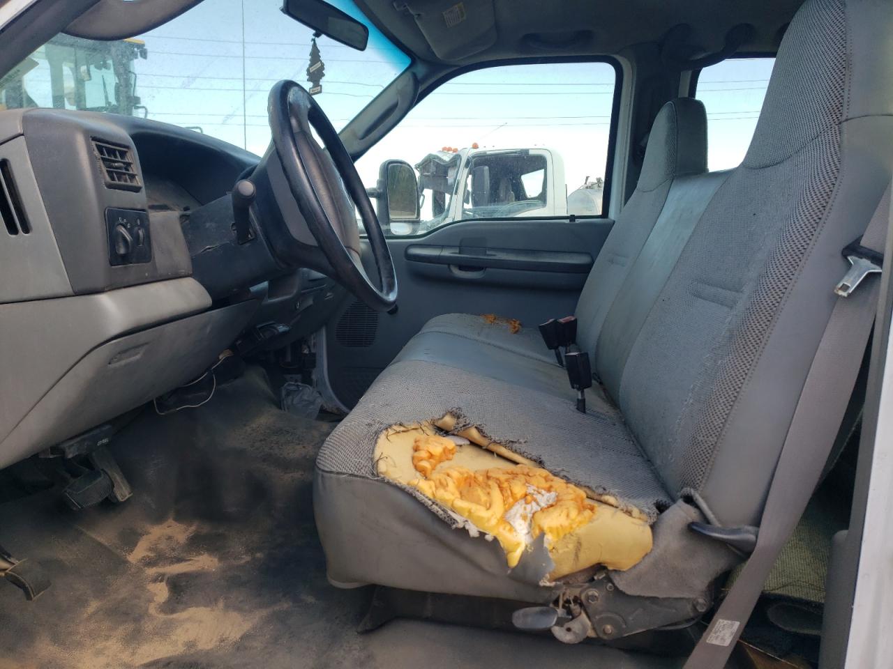 2004 Ford F450 Super Duty VIN: 1FDXW46P24EA53165 Lot: 58096124