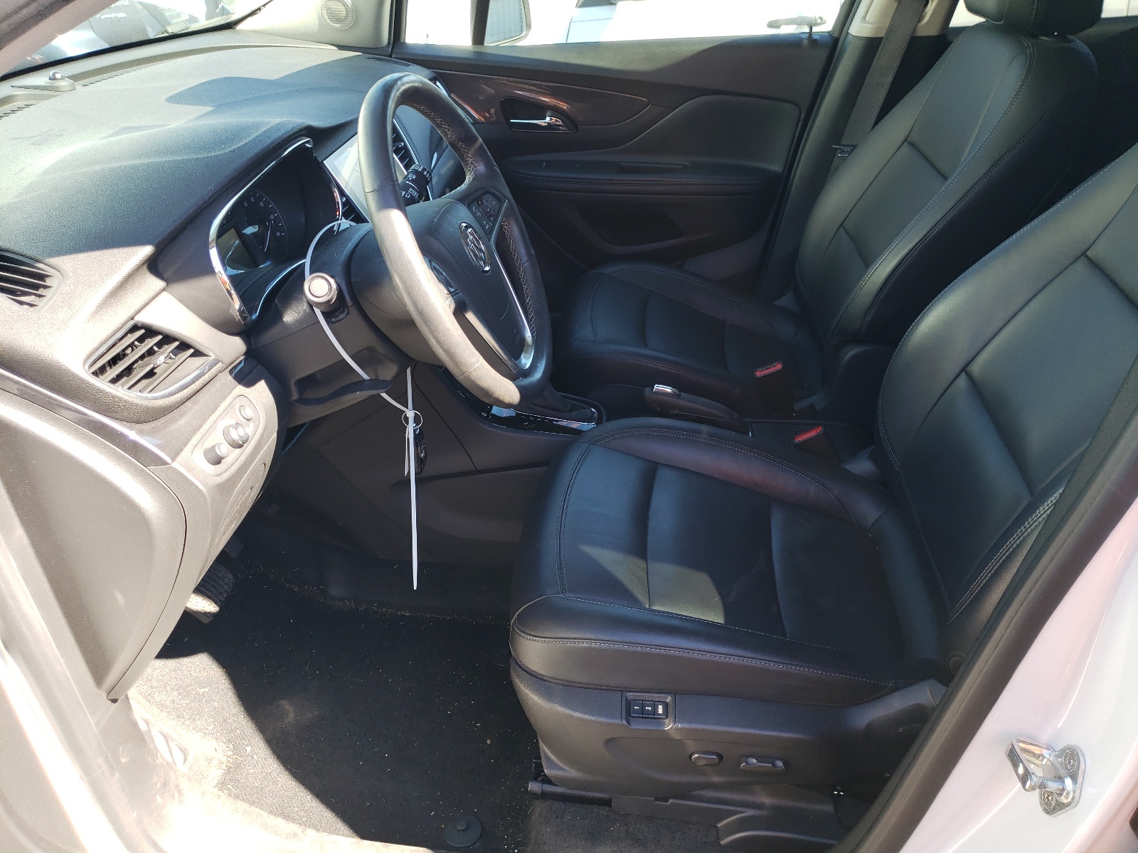 KL4CJGSM0KB921008 2019 Buick Encore Essence