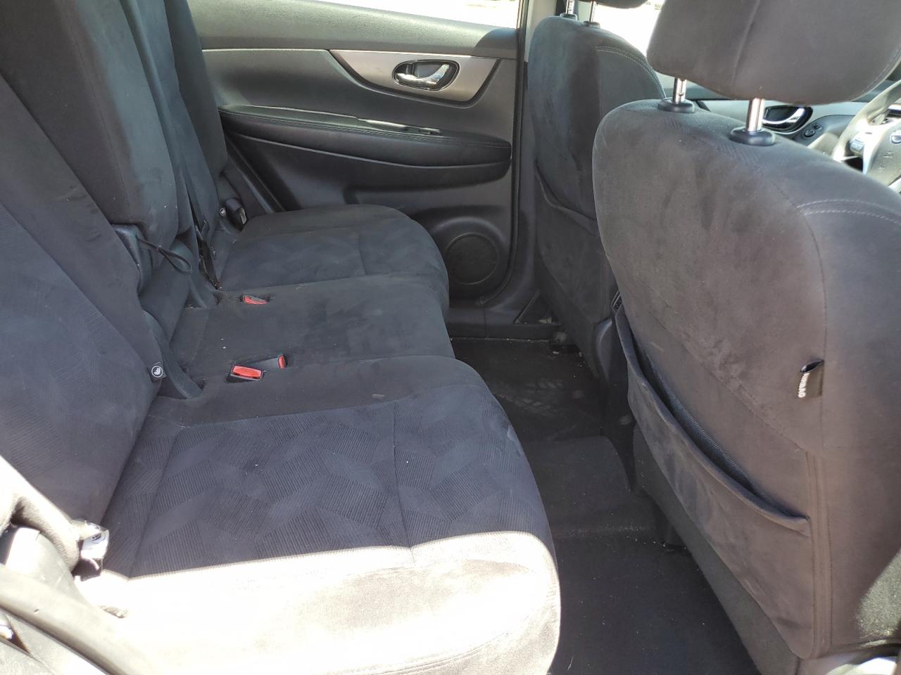 2015 Nissan Rogue S VIN: KNMAT2MV4FP524782 Lot: 60422584