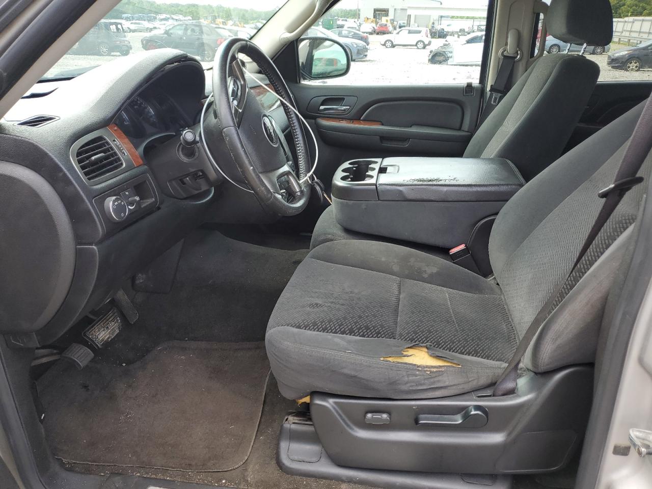 2007 GMC Yukon - Image 7