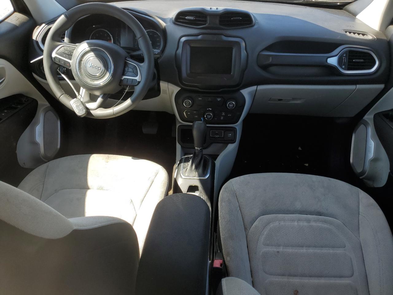 2018 Jeep Renegade Latitude VIN: ZACCJABB8JPH33648 Lot: 57350304