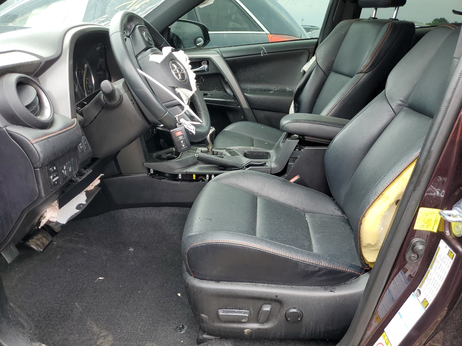 2T3JFREV8HW591472 2017 Toyota Rav4 Se