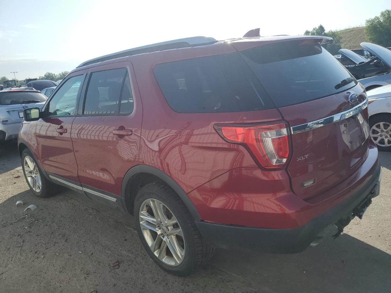 1FM5K8D82GGB62529 2016 FORD EXPLORER - Image 2