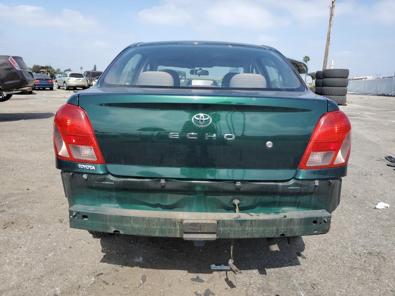 2000 Toyota Echo - Image 6