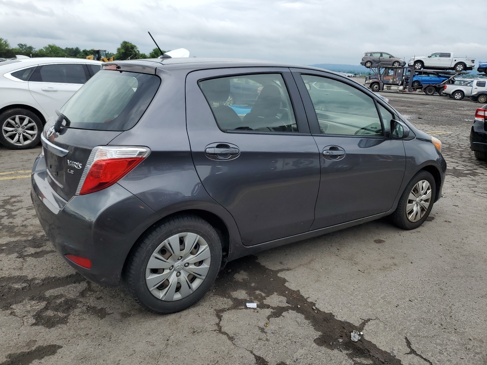 JTDKTUD36CD518090 2012 Toyota Yaris