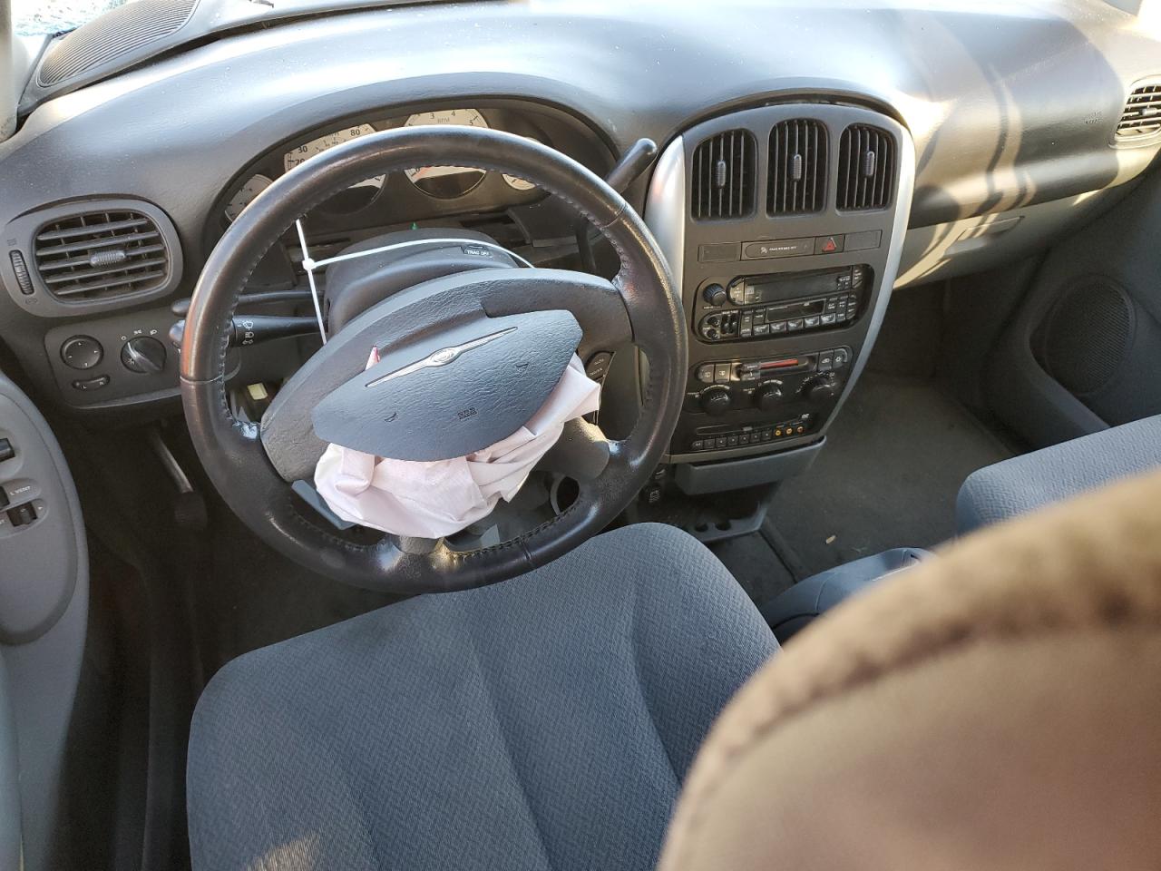 2006 Chrysler Town & Country Touring VIN: 2A8GP54L16R877521 Lot: 60564334