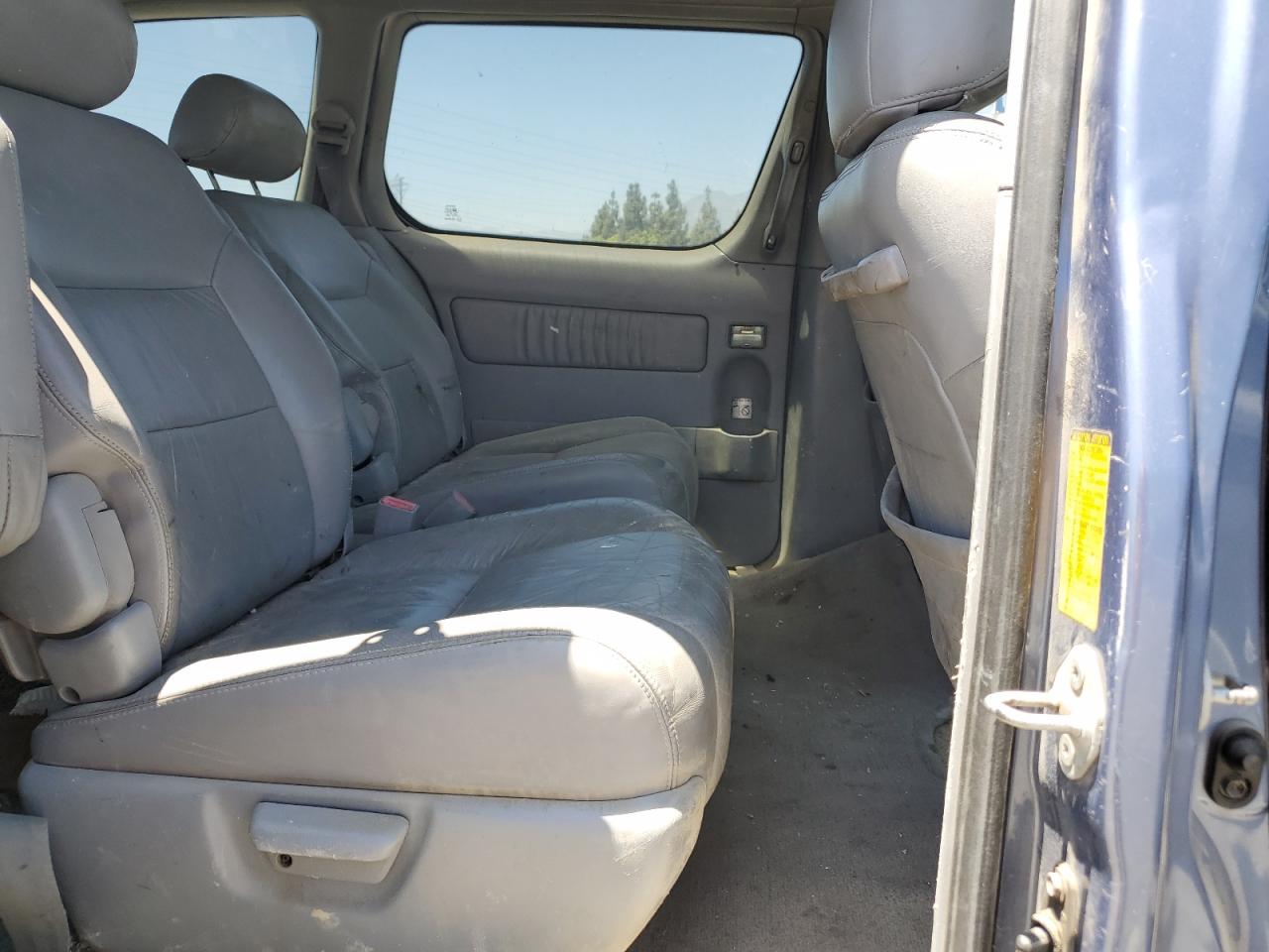 2000 Toyota Sienna Le VIN: 4T3ZF13C2YU187492 Lot: 60138614