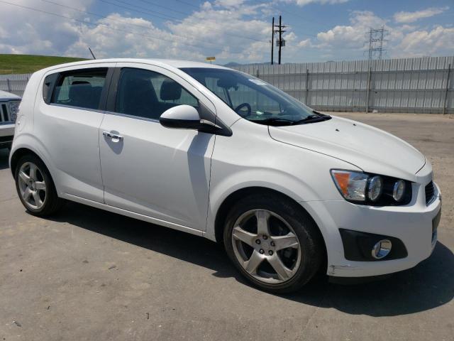  CHEVROLET SONIC 2016 Белы