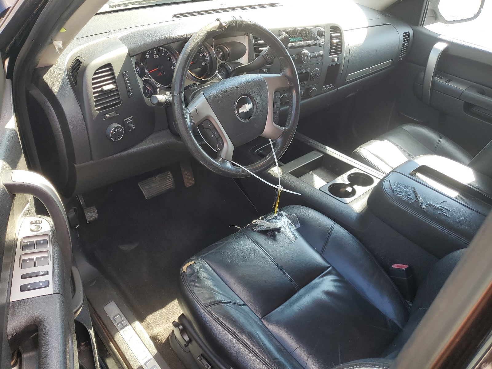 1GCRKSE74CZ135842 2012 Chevrolet Silverado K1500 Lt