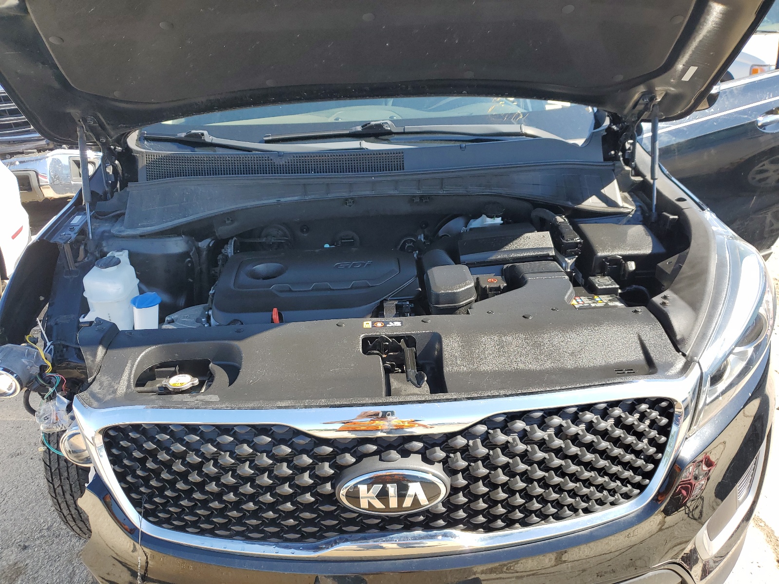 2018 Kia Sorento Lx vin: 5XYPG4A34JG346106