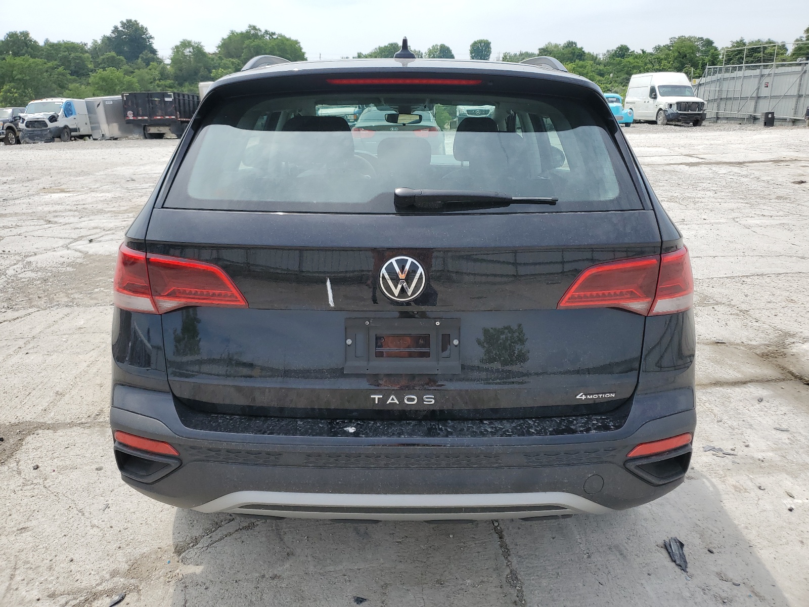 3VV8X7B28RM023110 2024 Volkswagen Taos S