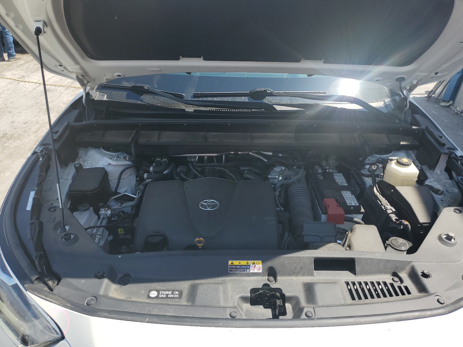 5TDFZRBH3NS227081 2022 Toyota Highlander Platinum