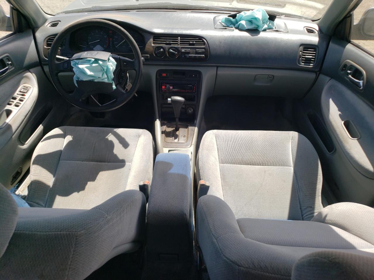 1996 Honda Accord Lx VIN: 1HGCD5636TA107568 Lot: 60352834