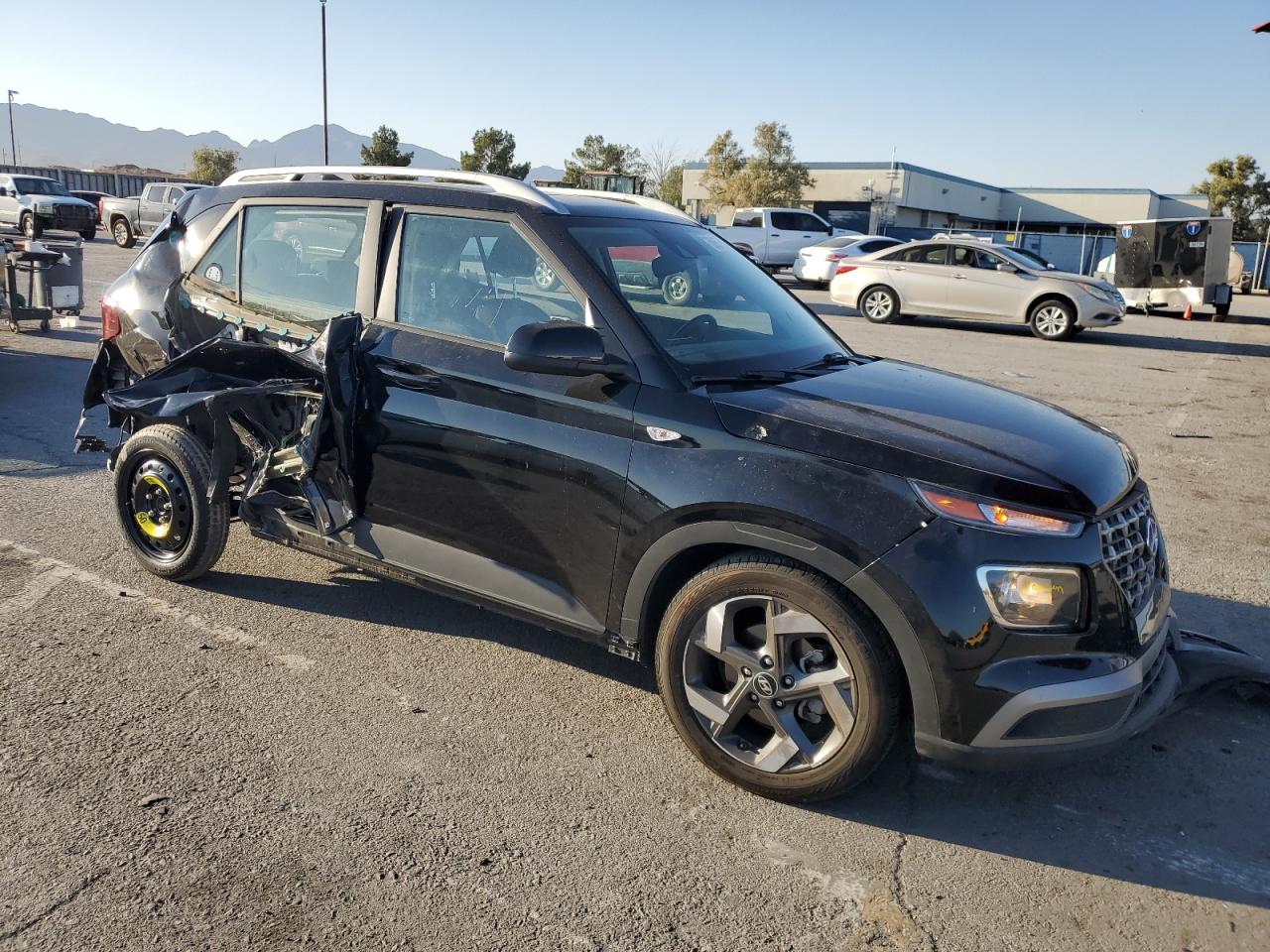 2022 Hyundai Venue Sel VIN: KMHRC8A3XNU197664 Lot: 58957724