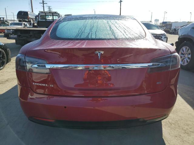  TESLA MODEL S 2017 Червоний