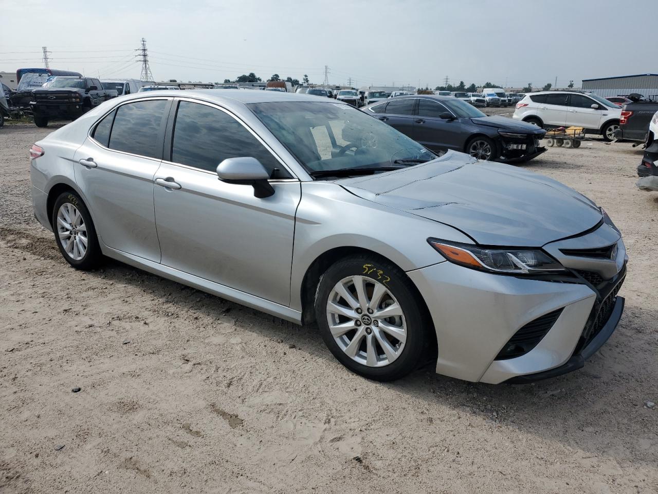 2018 Toyota Camry L VIN: 4T1B11HKXJU538308 Lot: 64760264