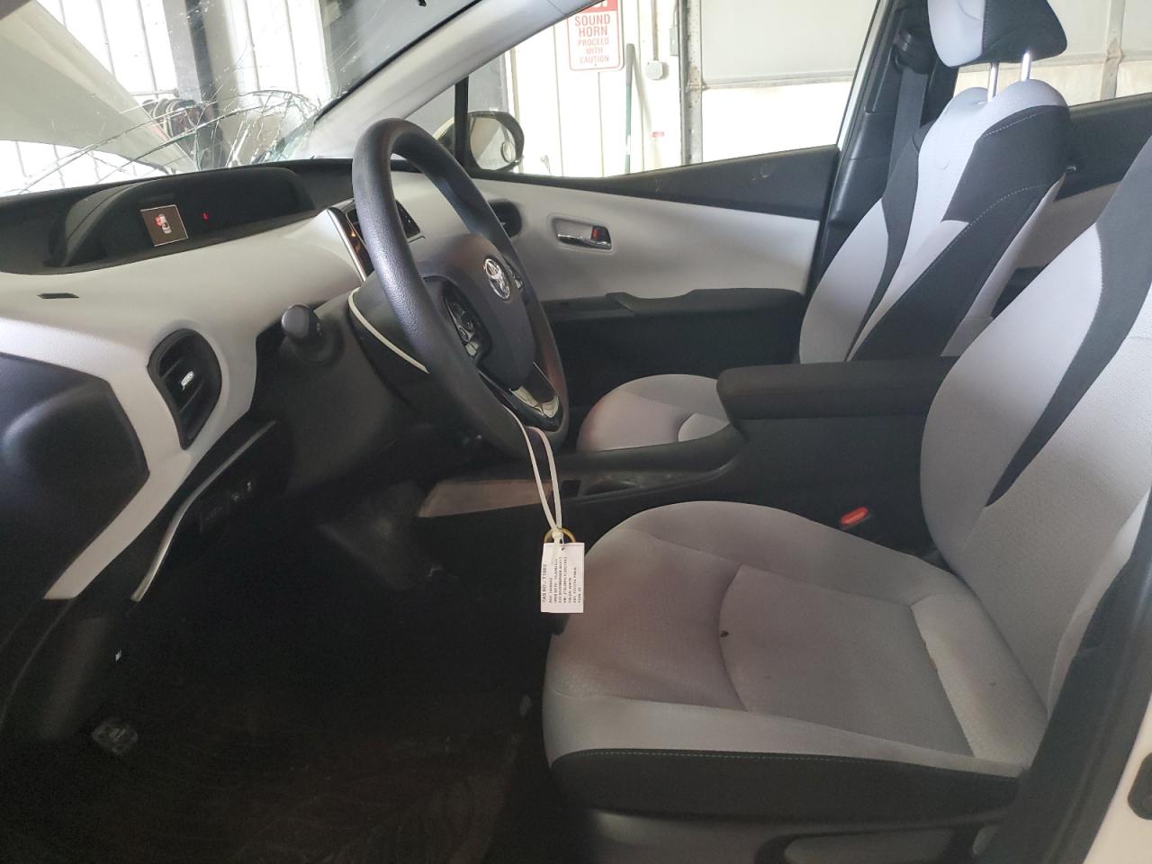 2020 Toyota Prius Le VIN: JTDL9RFU7L3021982 Lot: 59832544