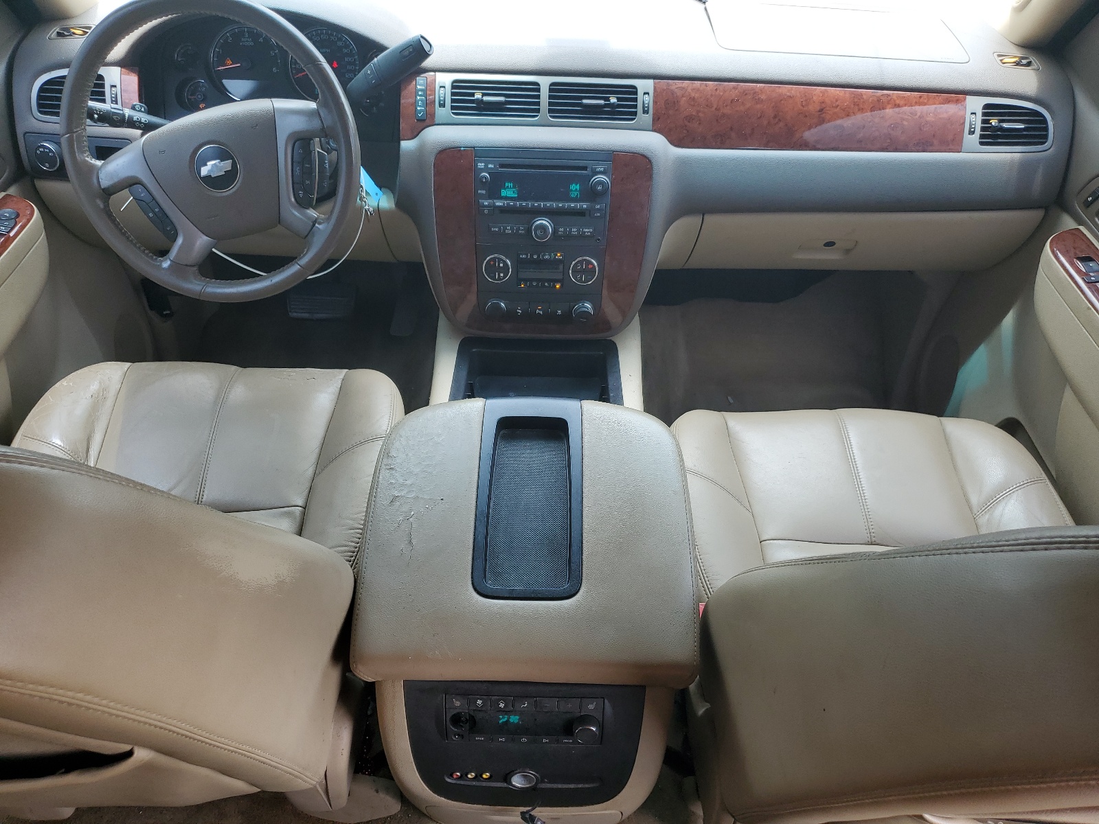 1GNSCBE03BR393518 2011 Chevrolet Tahoe C1500 Lt