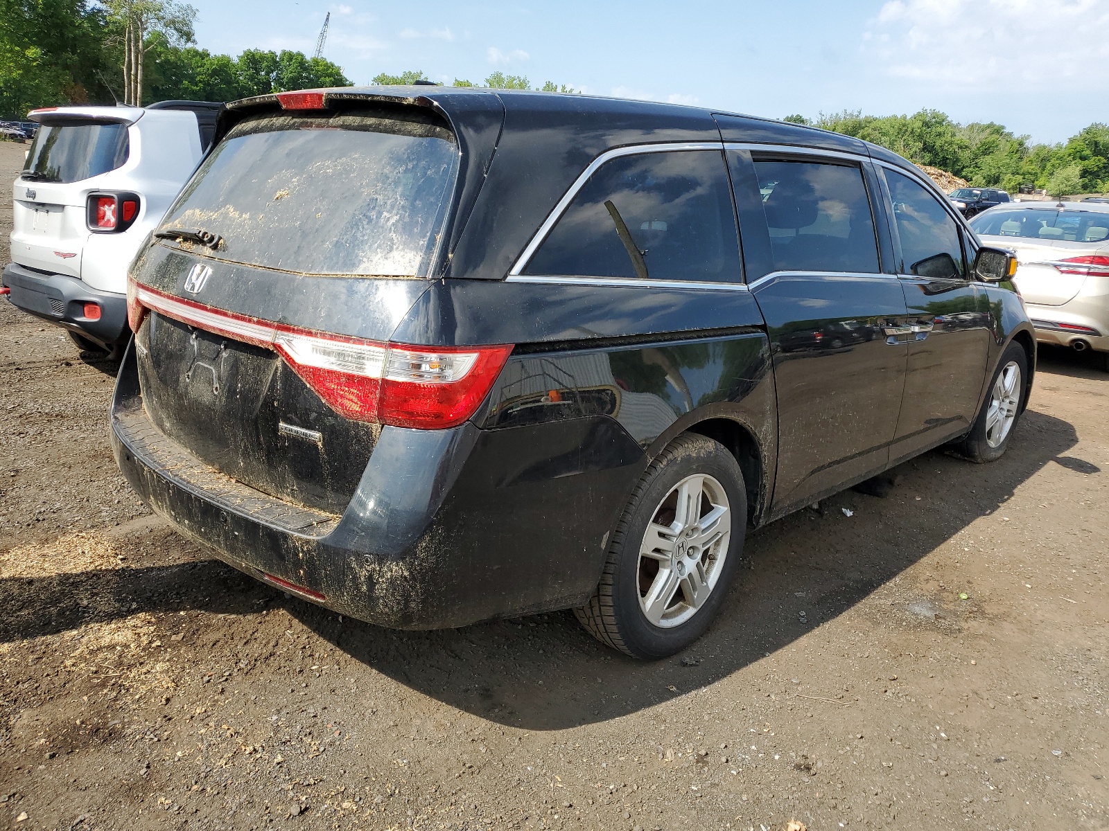 5FNRL5H99BB011226 2011 Honda Odyssey Touring