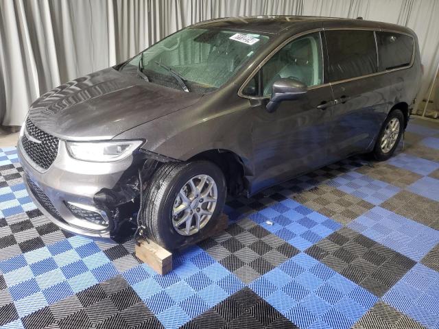 2023 Chrysler Pacifica Touring L for Sale in Graham, WA - Front End